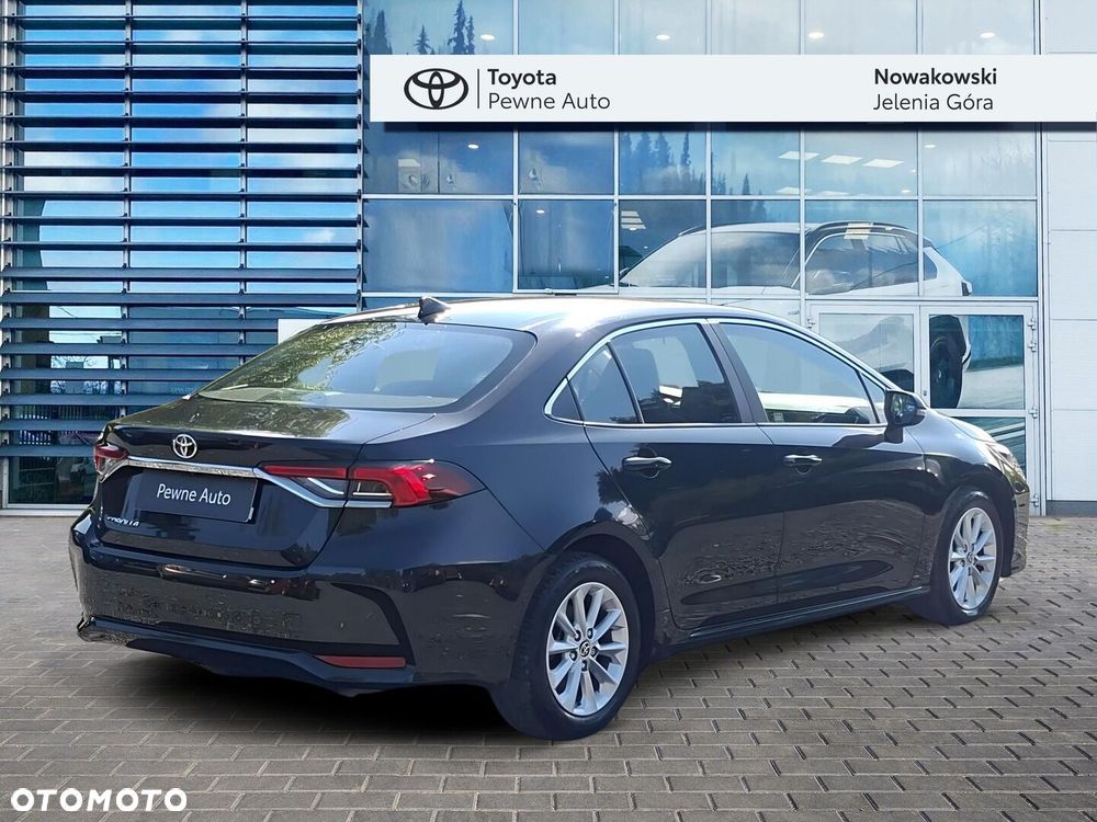 Toyota Corolla - 2