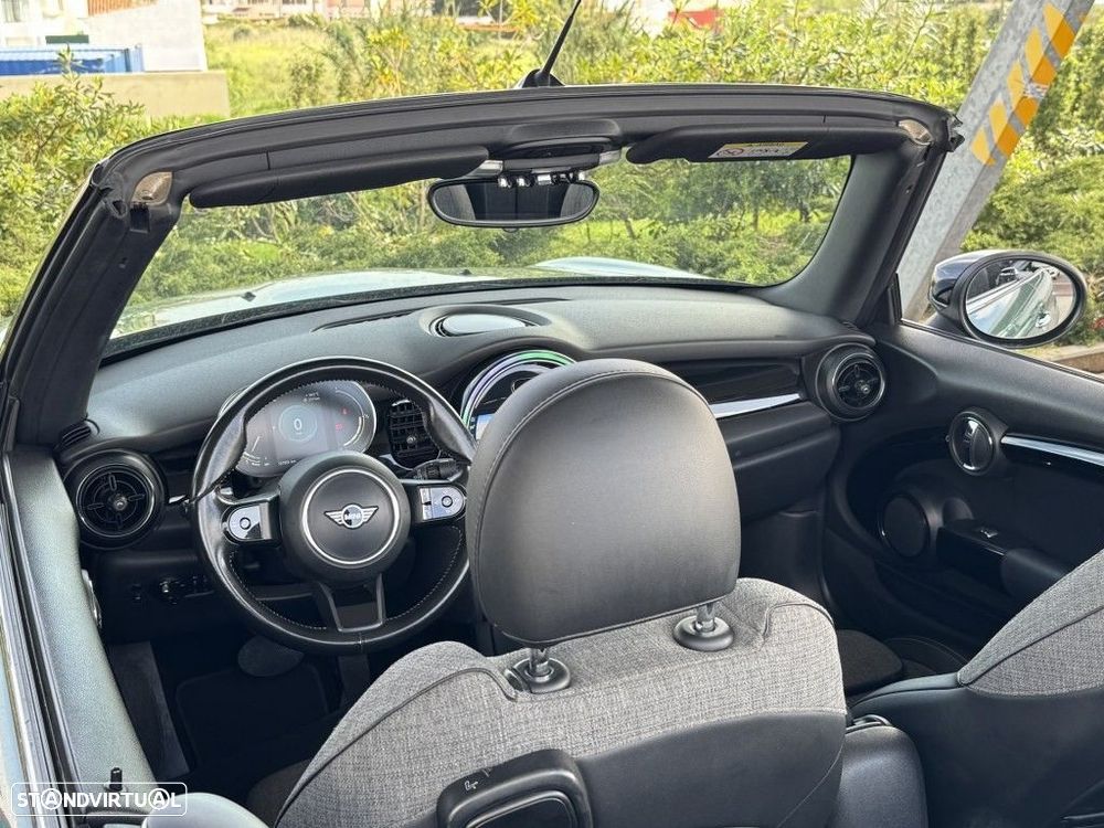 MINI Cabrio - 27
