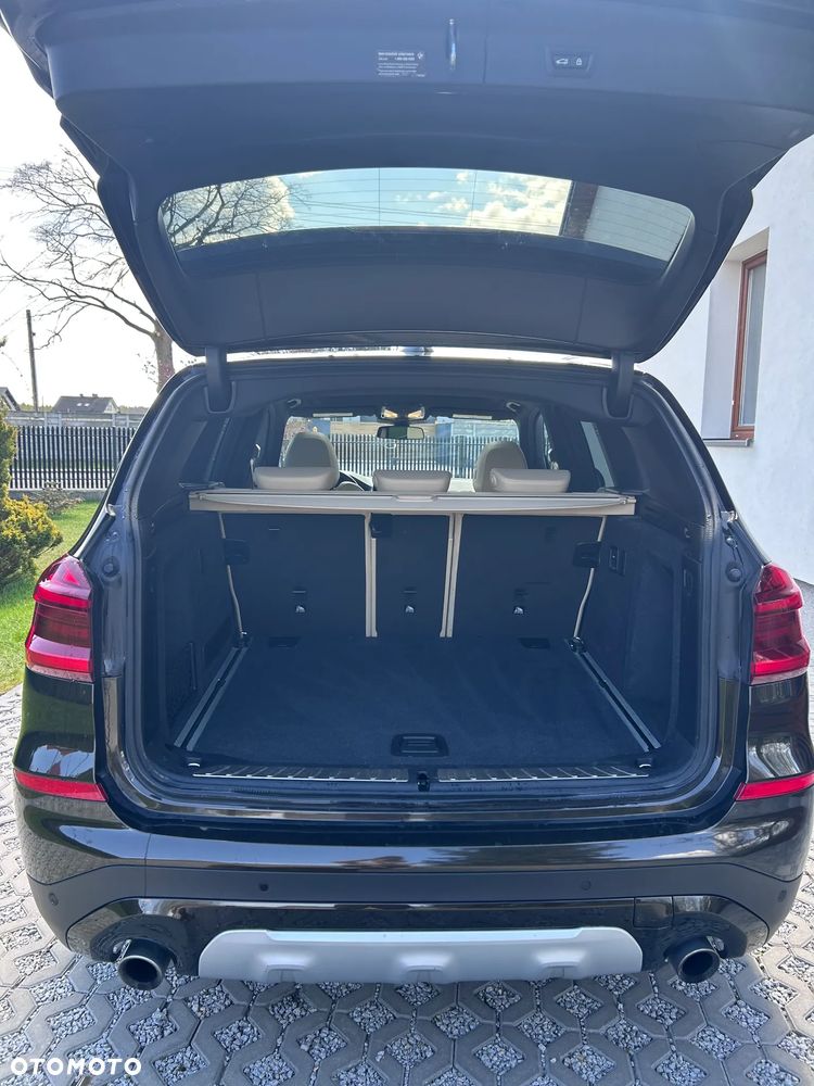 BMW X3 xDrive30i Luxury Line - 10