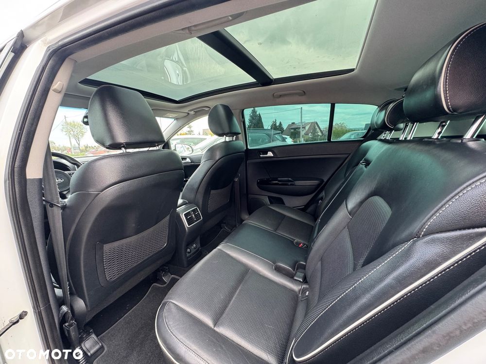 Kia Sportage 1.7 CRDI 2WD Edition 7 - 15