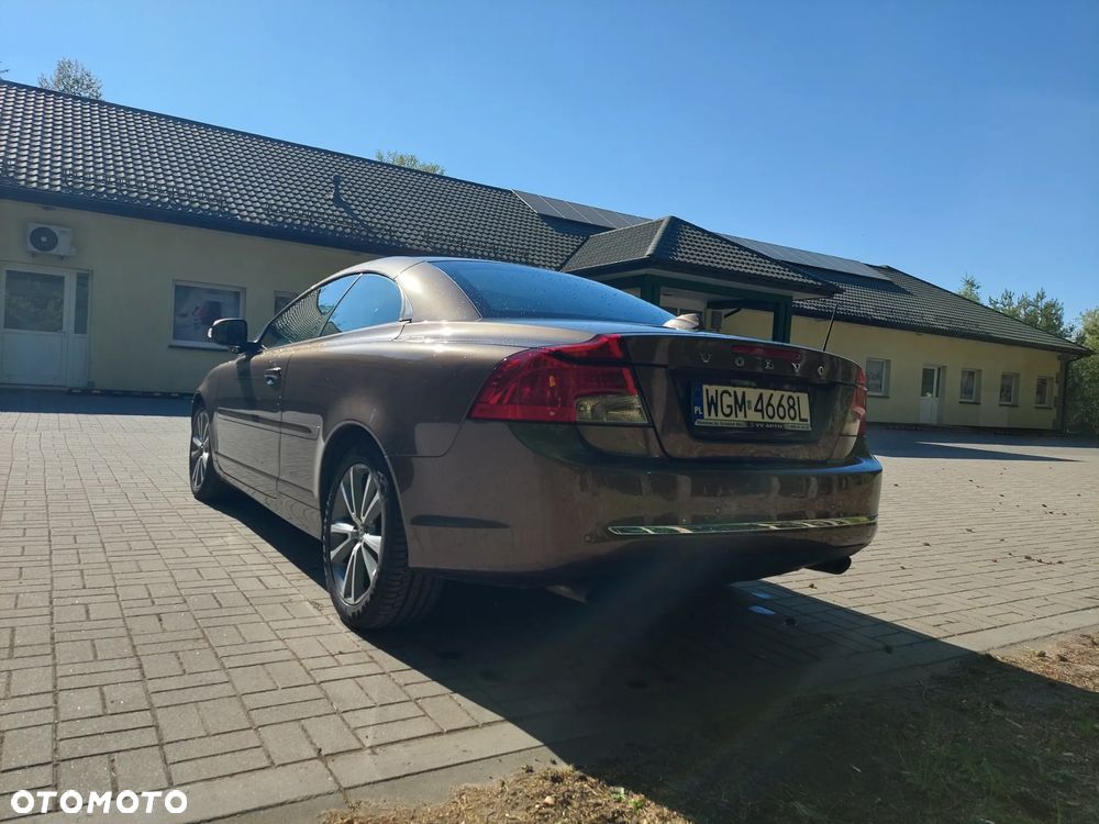 Volvo C70 D3 Summum - 12