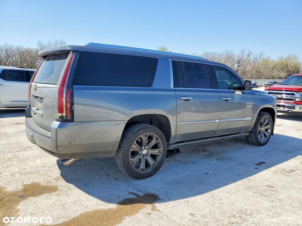 Cadillac Escalade ESV 6.2 V8 AWD AT Premium - 4
