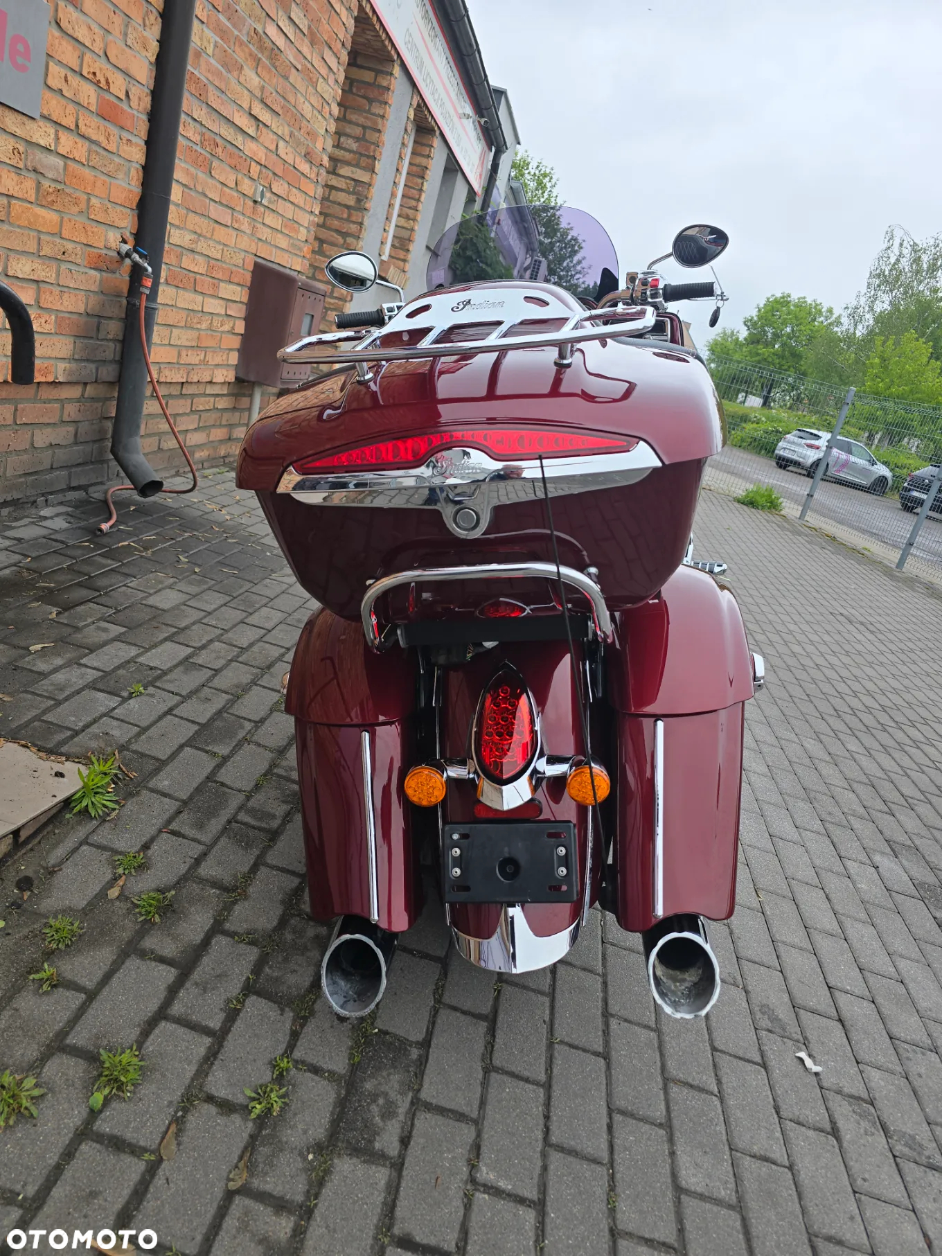 Indian Roadmaster - 24