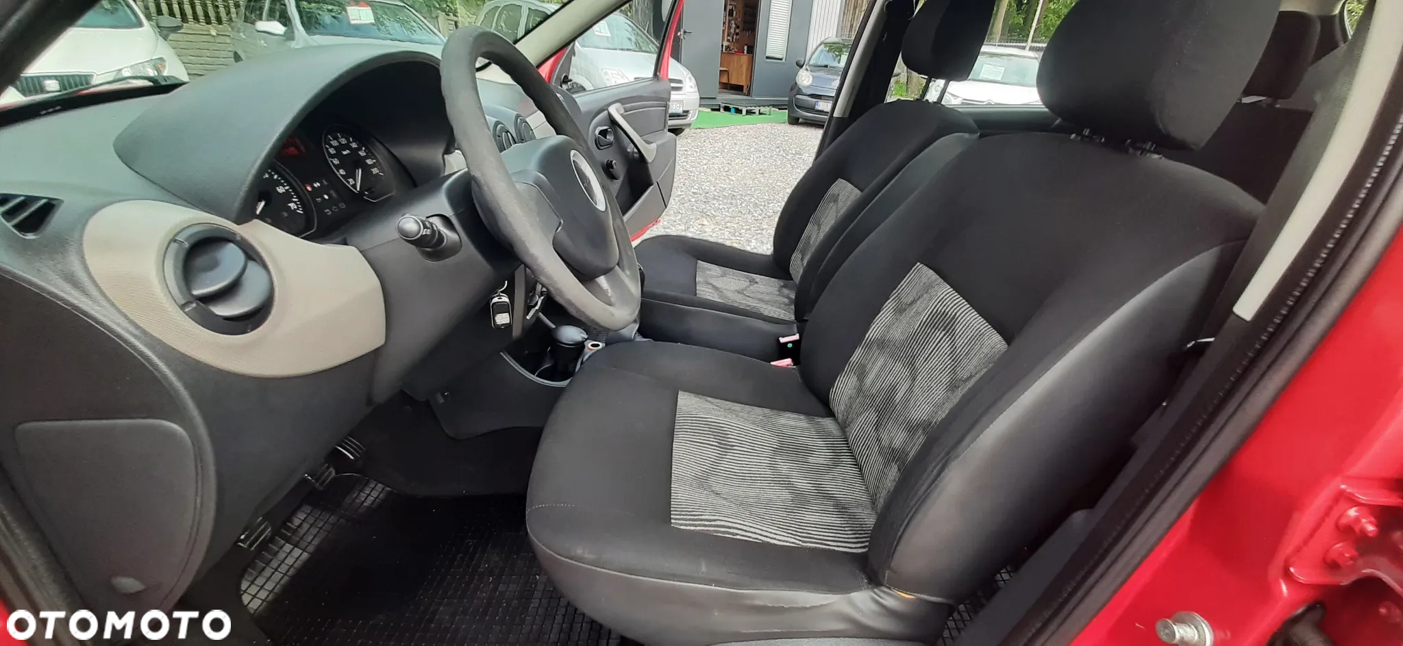 Dacia Sandero - 35
