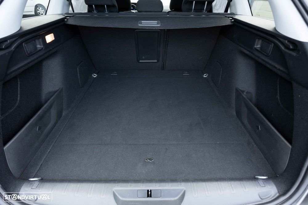 Peugeot 308 SW 1.5 BlueHDi Style - 33