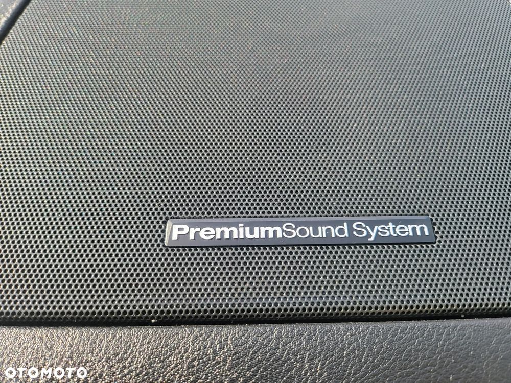 Ford S-Max 2.0 TDCi DPF Titanium X - 29