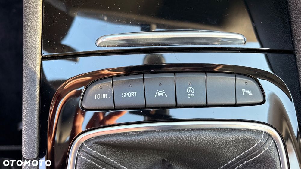 Opel Insignia 2.0 - 17