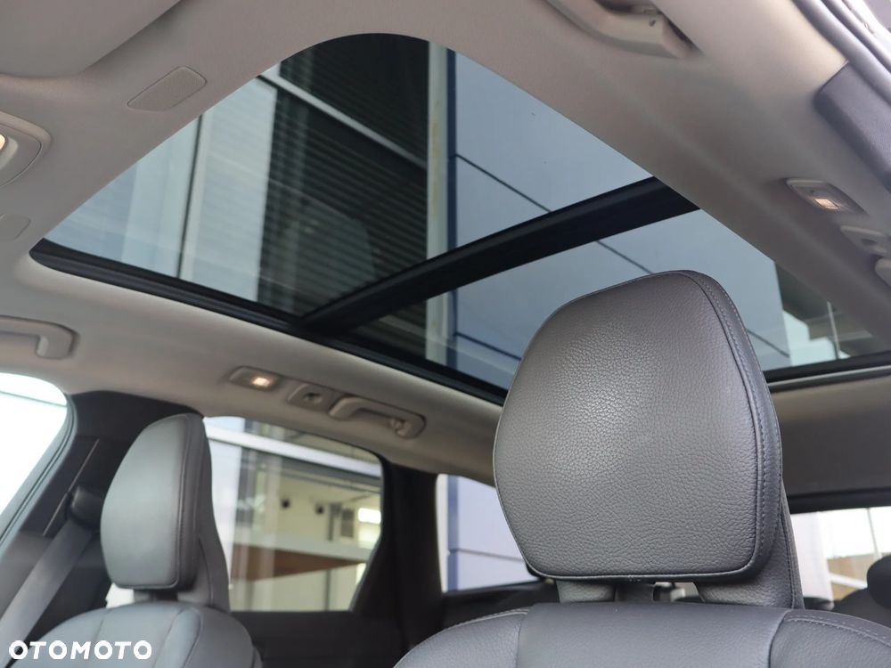 Volvo XC 60 B5 B AWD Ultimate Bright - 28