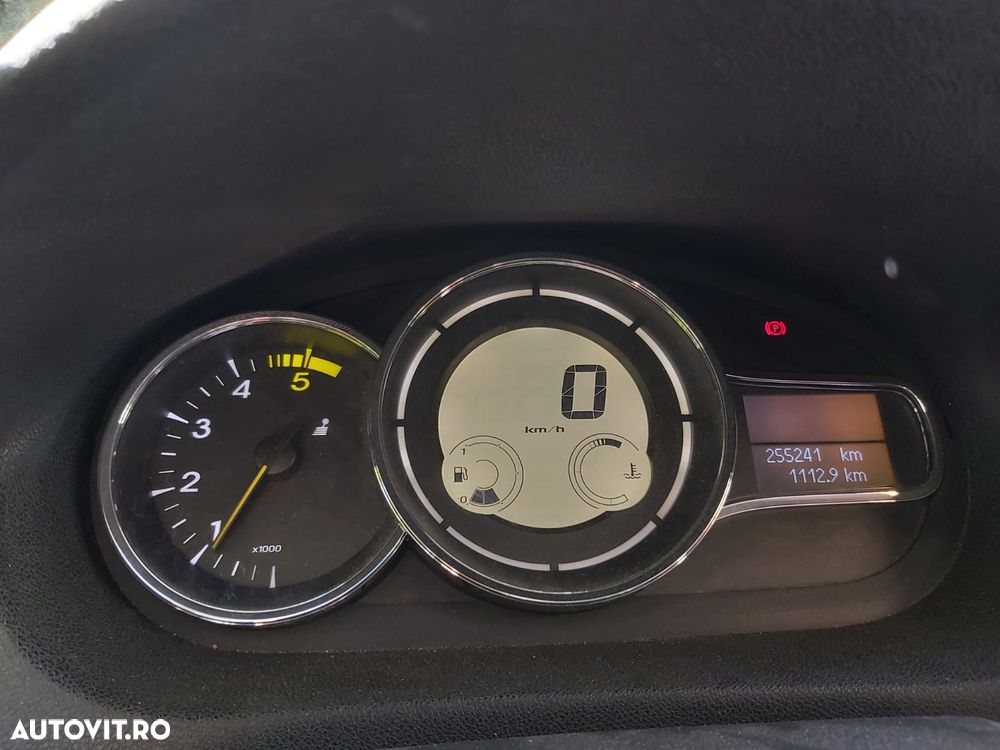 RENAULT Megane 2012 — imagine 12