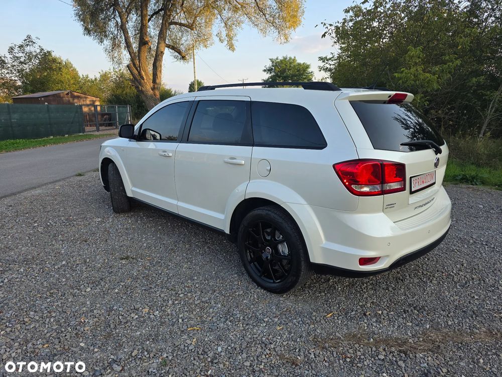 Fiat Freemont 2.0 Multijet 16V DPF Automatik Allrad Lounge - 22