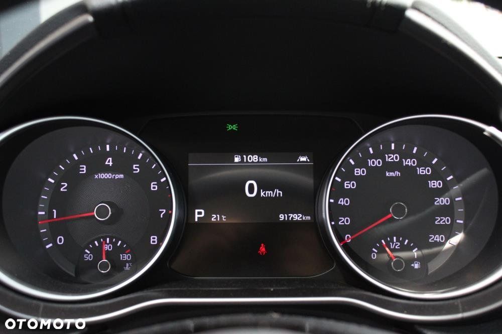 Kia XCeed - 17