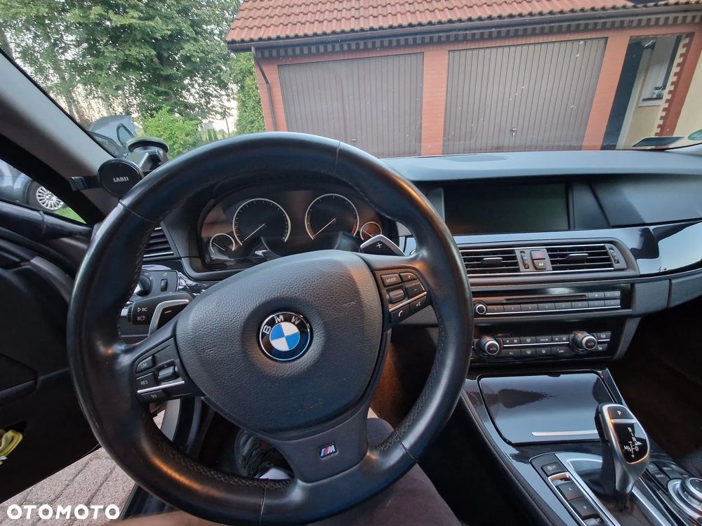 BMW Seria 5 528i xDrive - 5