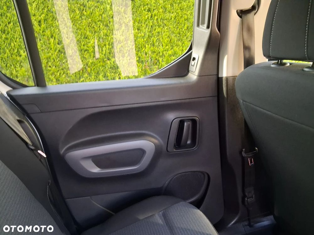 Toyota Proace City Verso 1.5 D-4D Business - 17