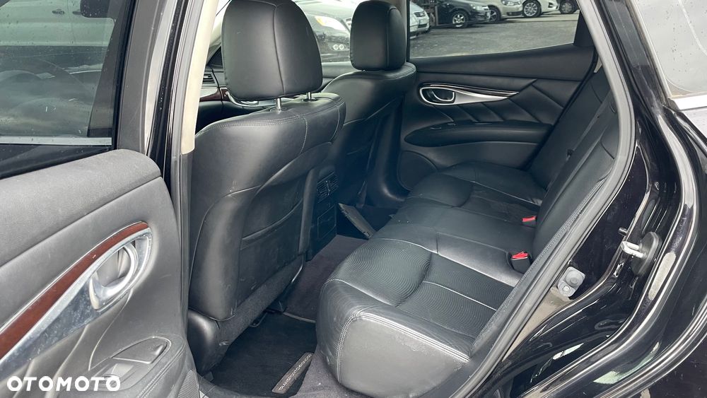 Infiniti Q70 2.2d Executive EU6 - 9