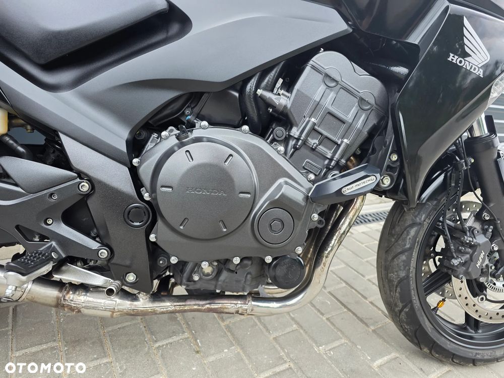 Honda CBF - 24