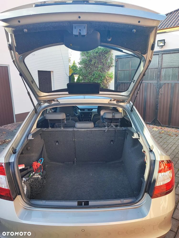 Skoda RAPID 1.0 TSI Style - 32