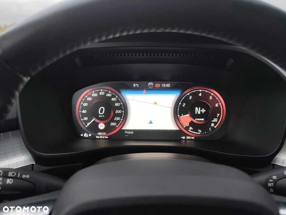 Volvo XC 40 T3 Momentum - 22