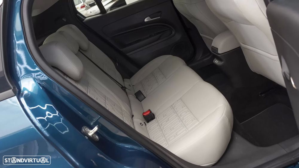 Fiat 600e 54 kWh La Prima - 12