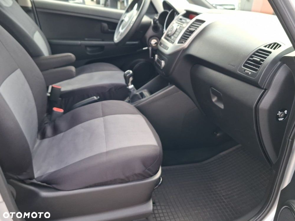 Kia Venga - 21