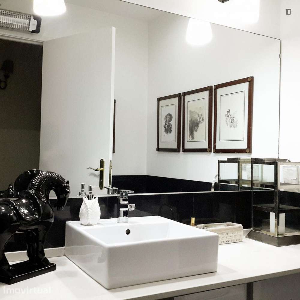 Quarto - localizado em Estoril Lisbon - Grande imagem: 2/13