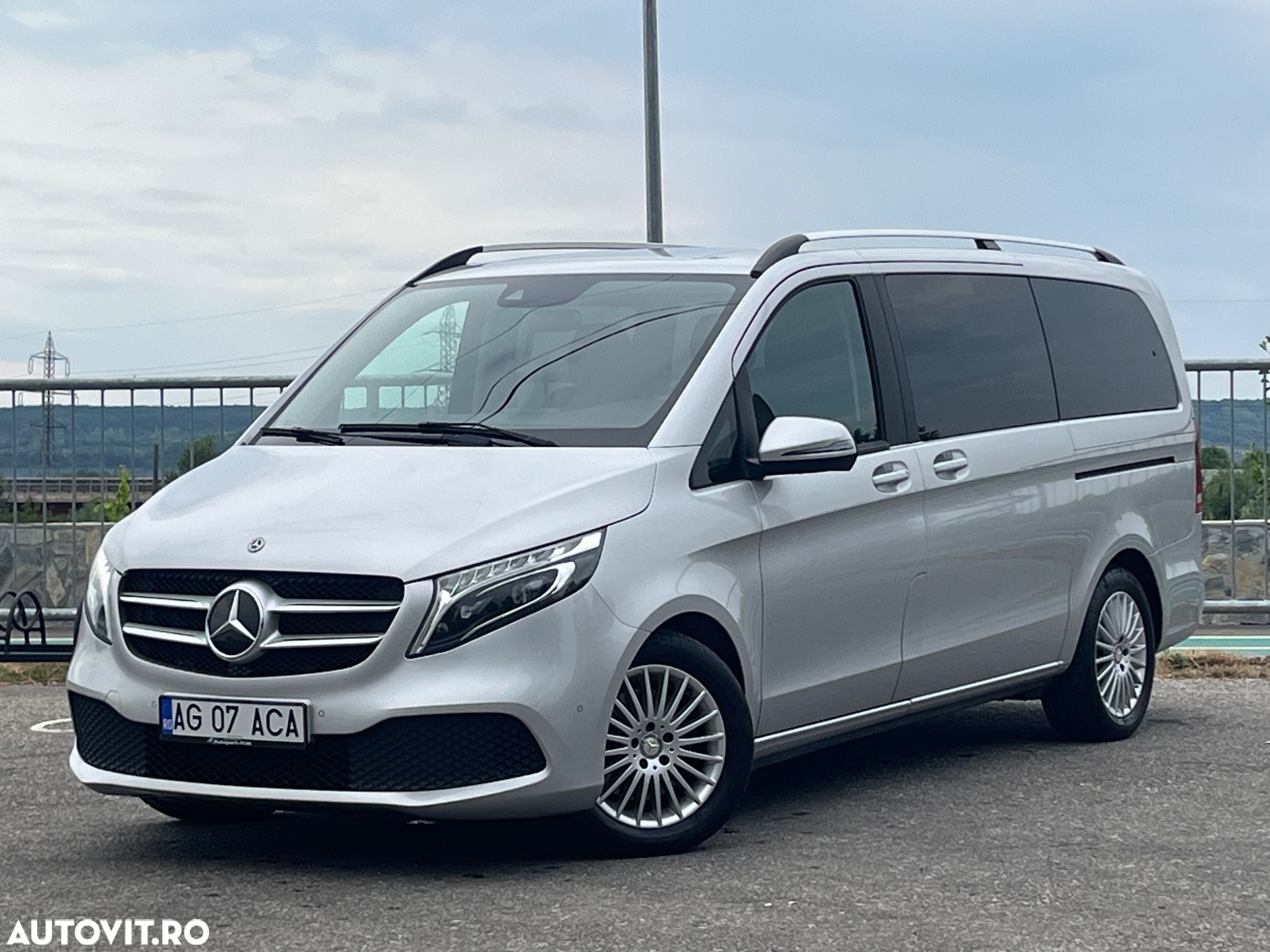 Mercedes-Benz V 220 d Combi Lung 163 CP RWD 9AT Avantgarde - 12