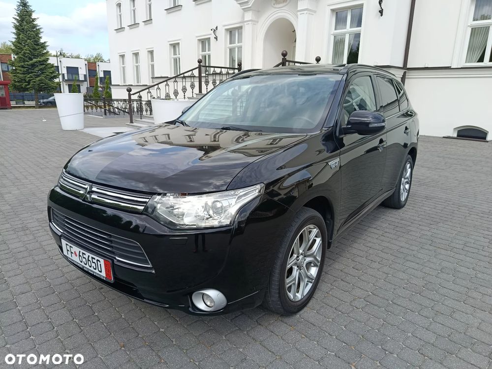 Mitsubishi Outlander 2.0 4WD Plus - 1