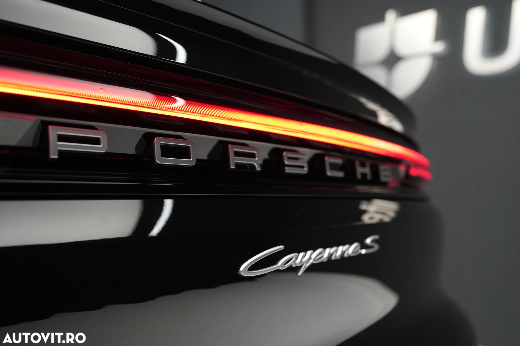 Porsche Cayenne S - 30