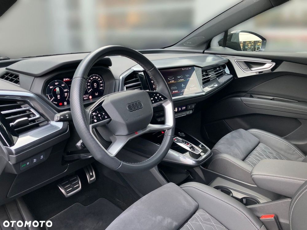 Audi Q4 e-tron - 11