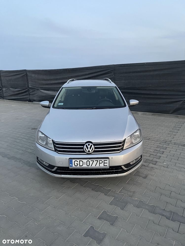 Volkswagen Passat 2.0 TSI Highline - 2