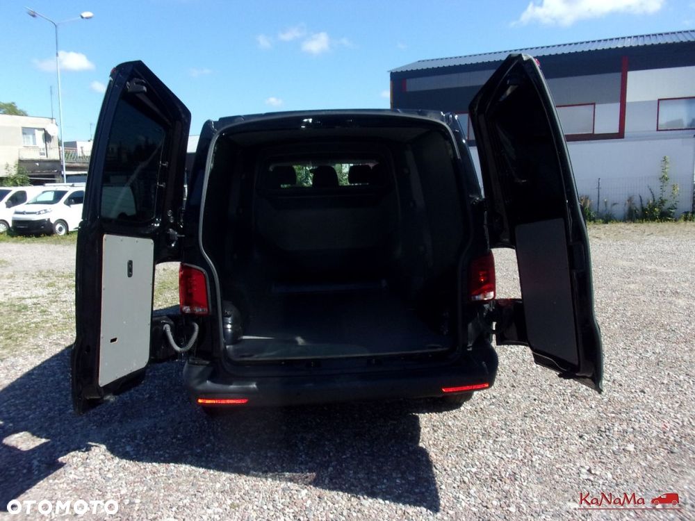 Volkswagen Transporter - 24