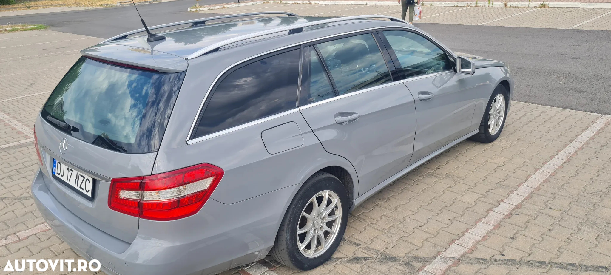 Mercedes-Benz E 200 CDI BlueEfficiency Aut. - 11