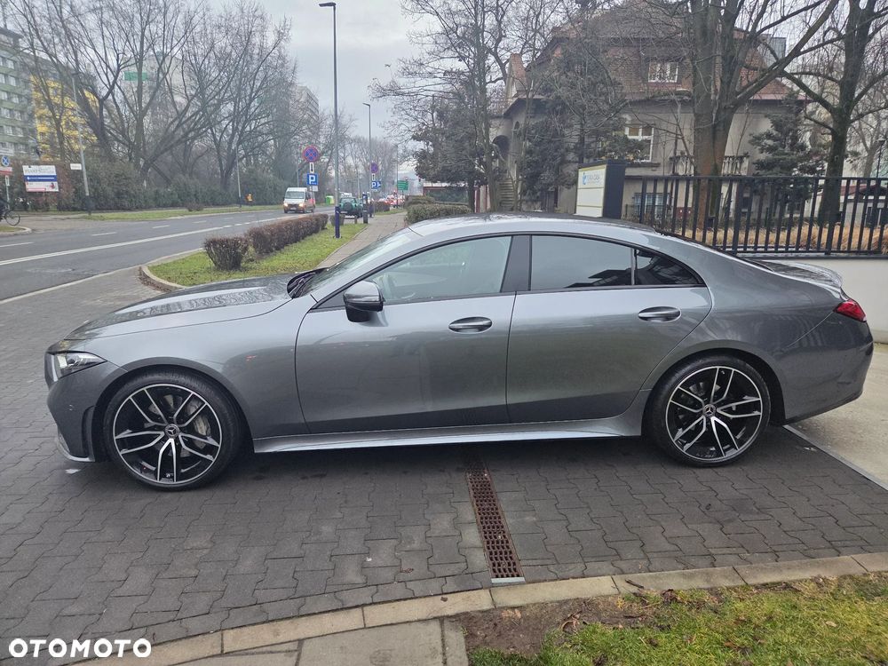 Mercedes-Benz CLS 300 d 4Matic 9G-TRONIC AMG Line - 20