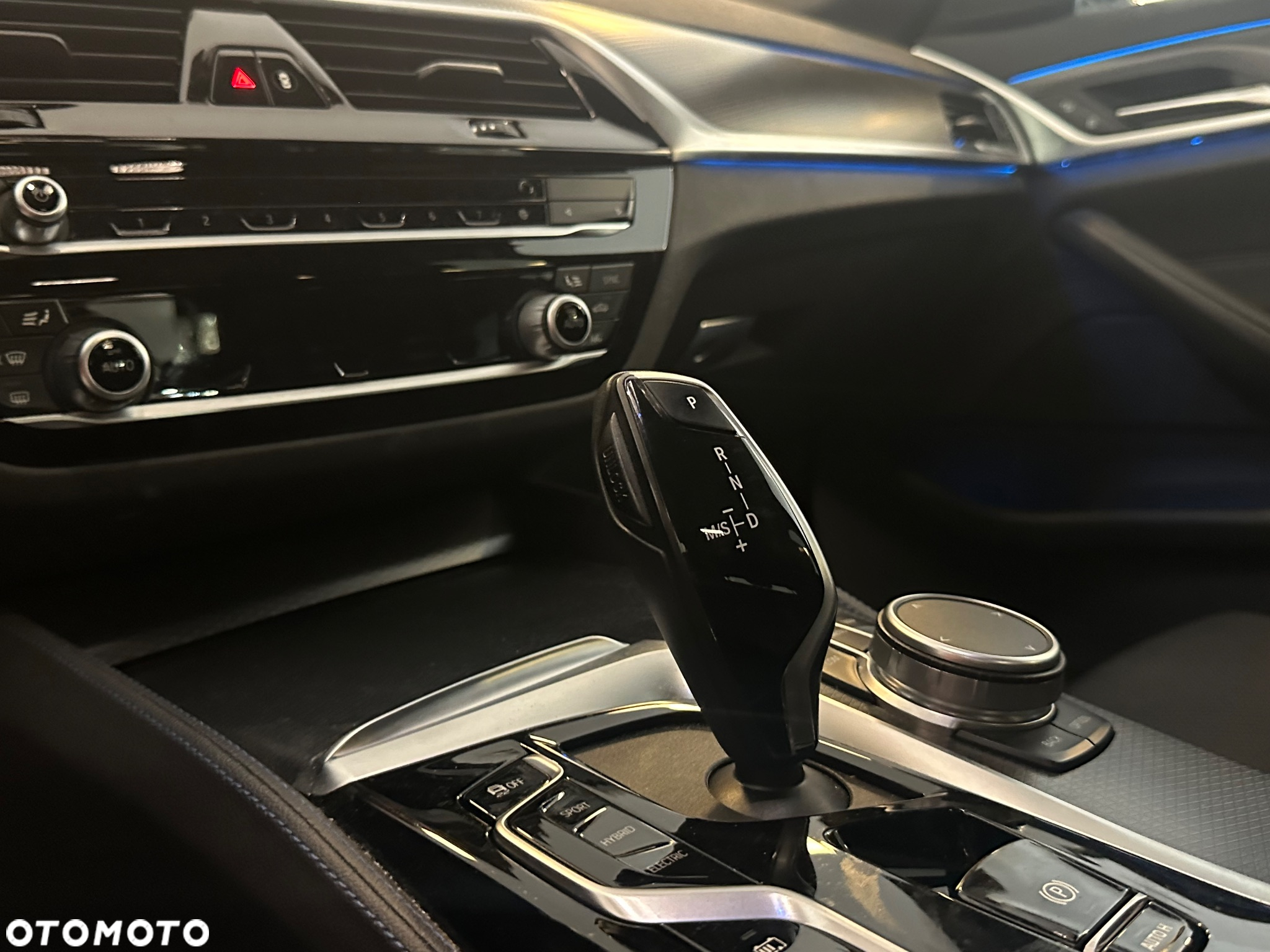 BMW Seria 5 530e M Sport sport - 26
