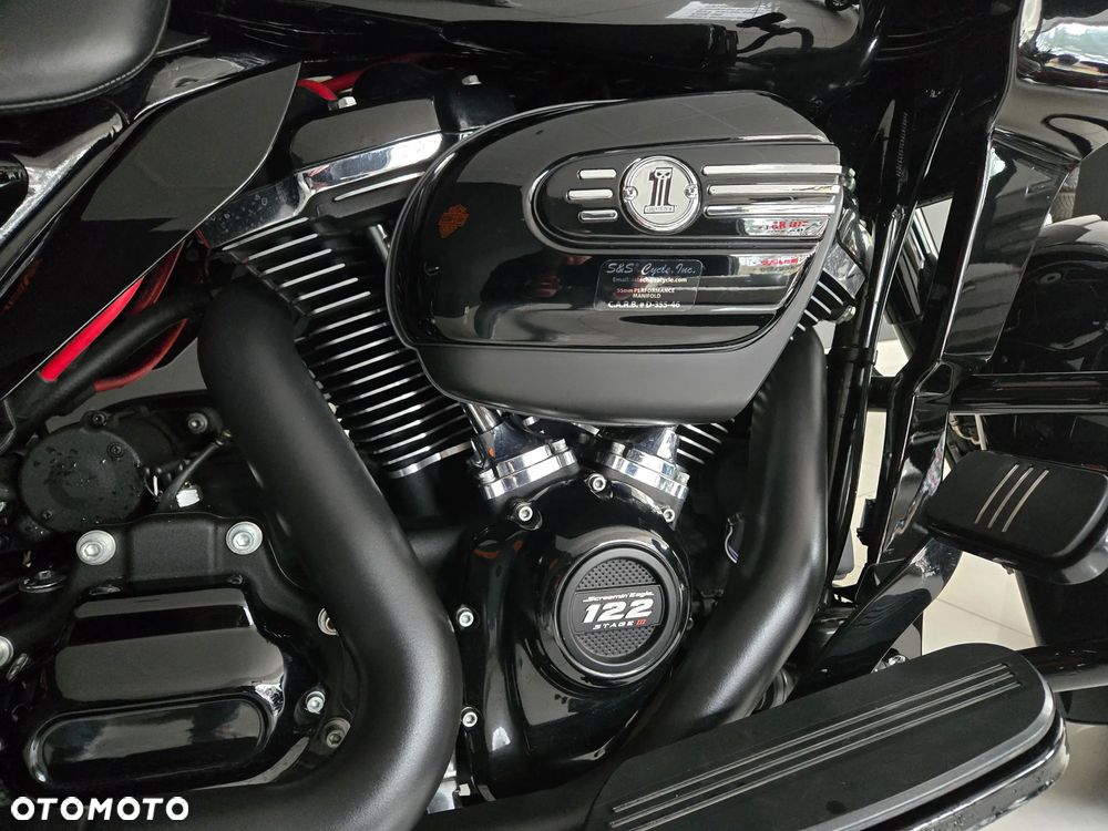 Harley-Davidson Touring Road Glide - 9