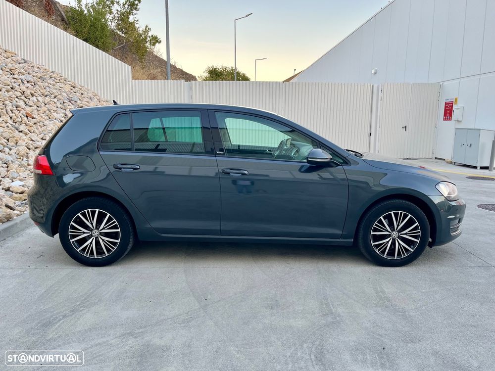 VW Golf - 19