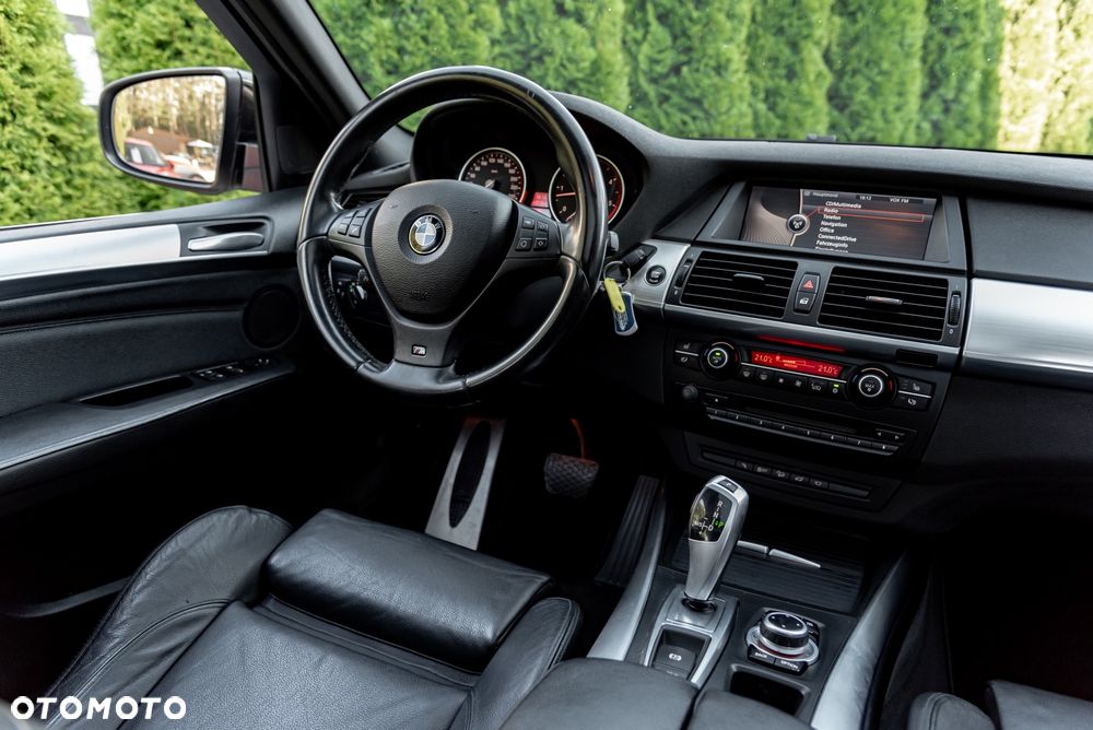 BMW X5 xDrive40d - 28