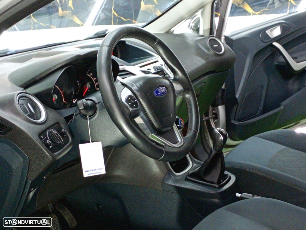 Ford Fiesta 1.4 TDCI Titanium - 12