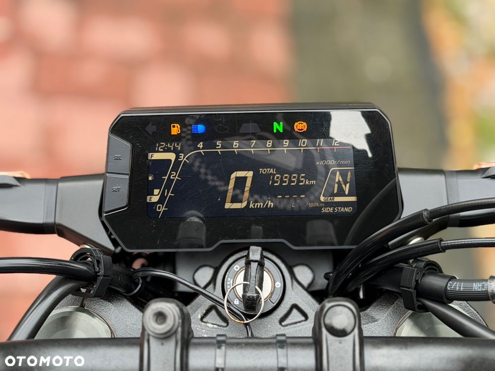 Honda CB - 23