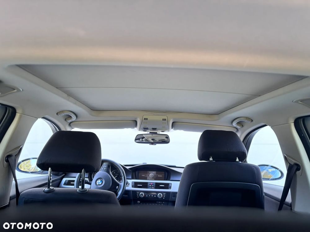 BMW Seria 3 320d - 23