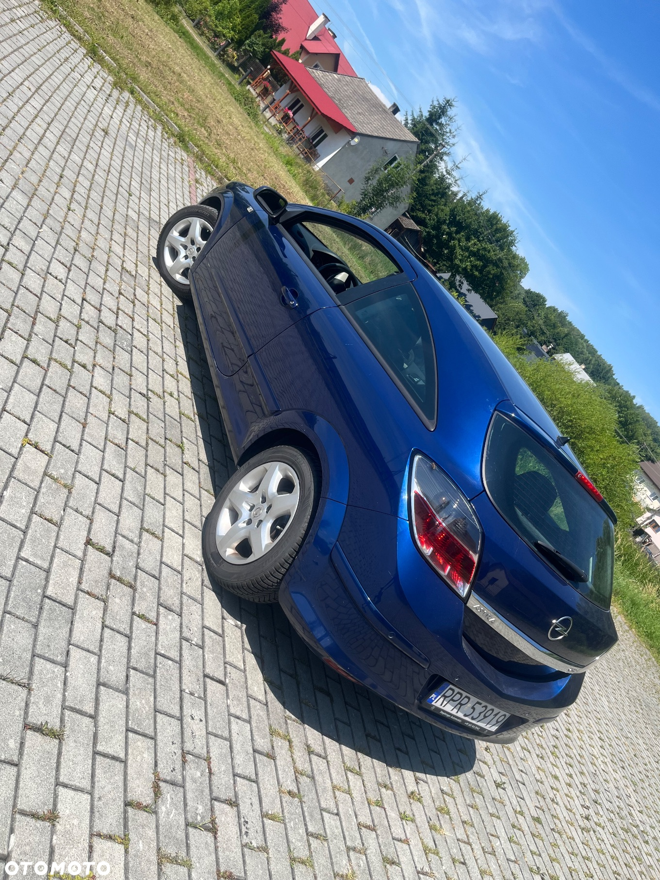 Opel Astra GTC 1.4 - 6
