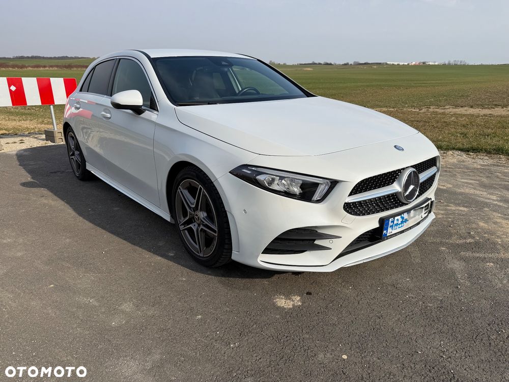 Mercedes-Benz Klasa A 180 AMG Line 7G-DCT - 2