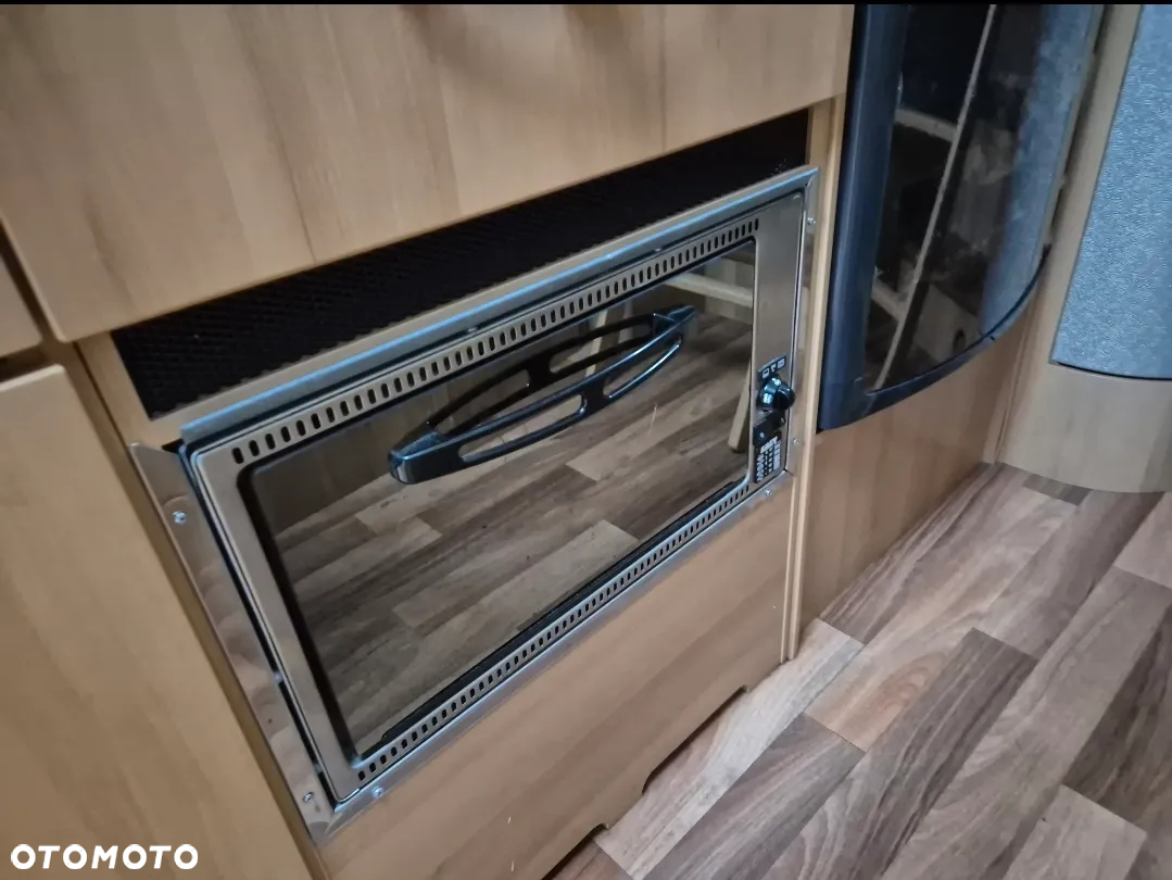 Hymer-Eriba T674CL - 22