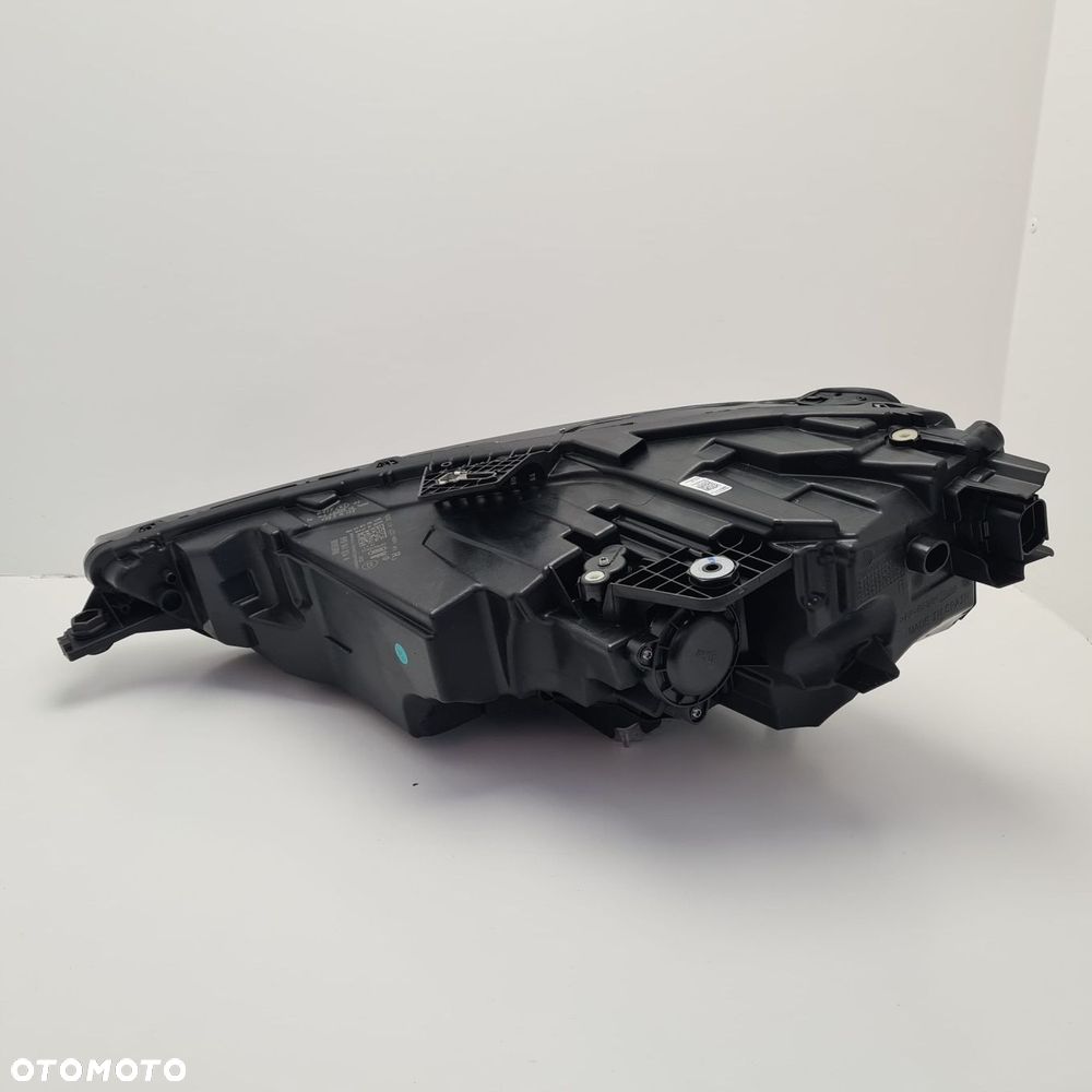 audi a3 8y lampa przednia prawa led - 6