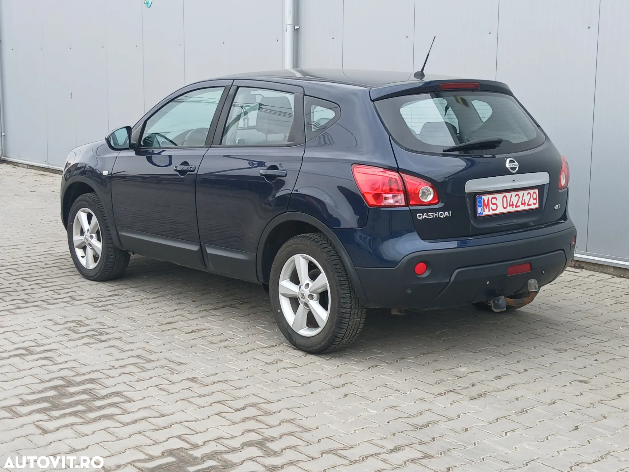 Nissan Qashqai 2.0 DCI 4 x 4 DPF tekna - 4