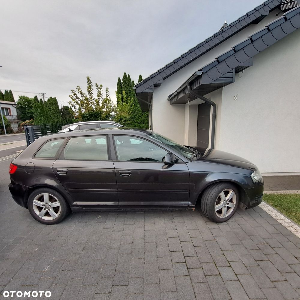 Audi A3 Sportback 2009 photo 2