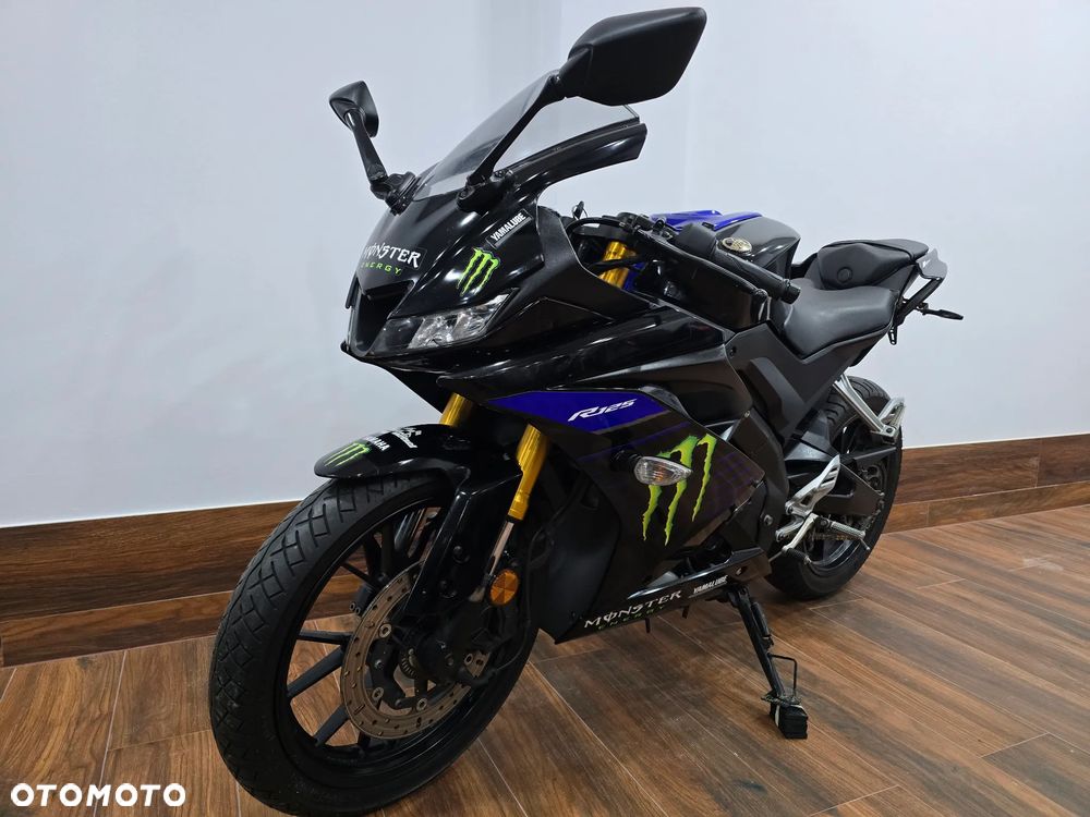 Yamaha YZF - 6