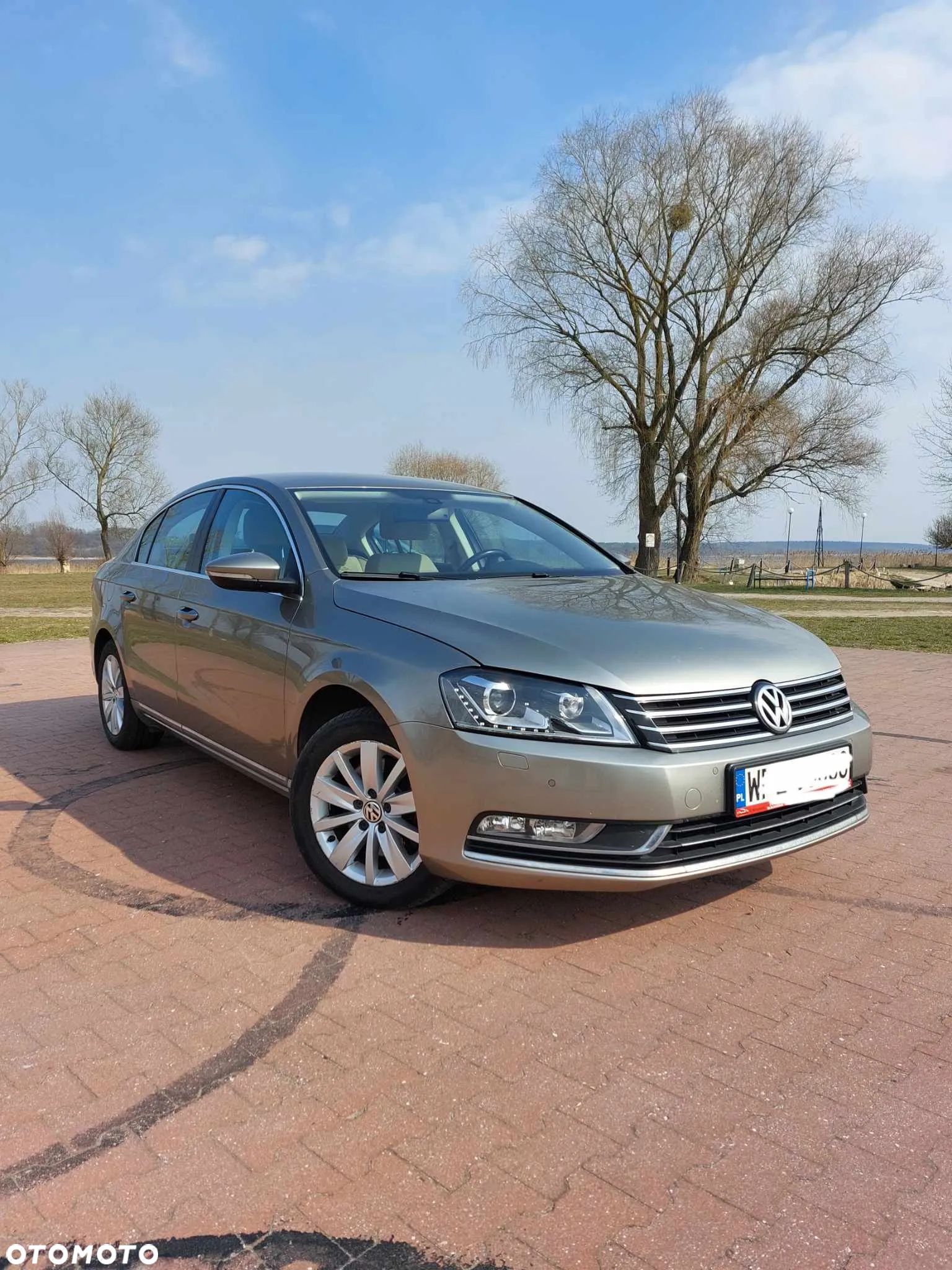 Volkswagen Passat 2.0 TDI Comfortline - 1