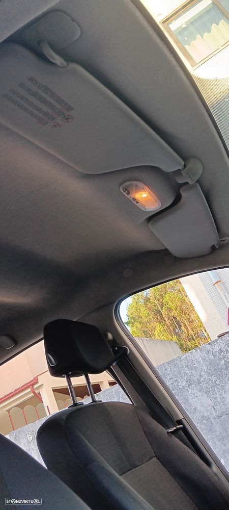 Renault Clio 1.2 16V Dynamique - 20