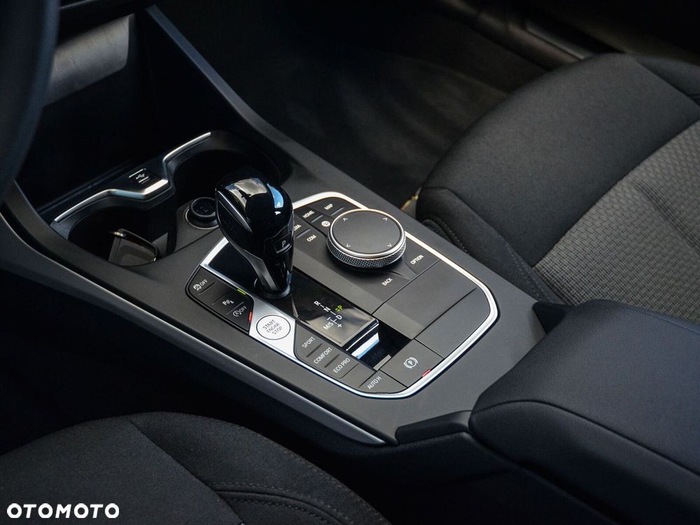 BMW Seria 1 - 20