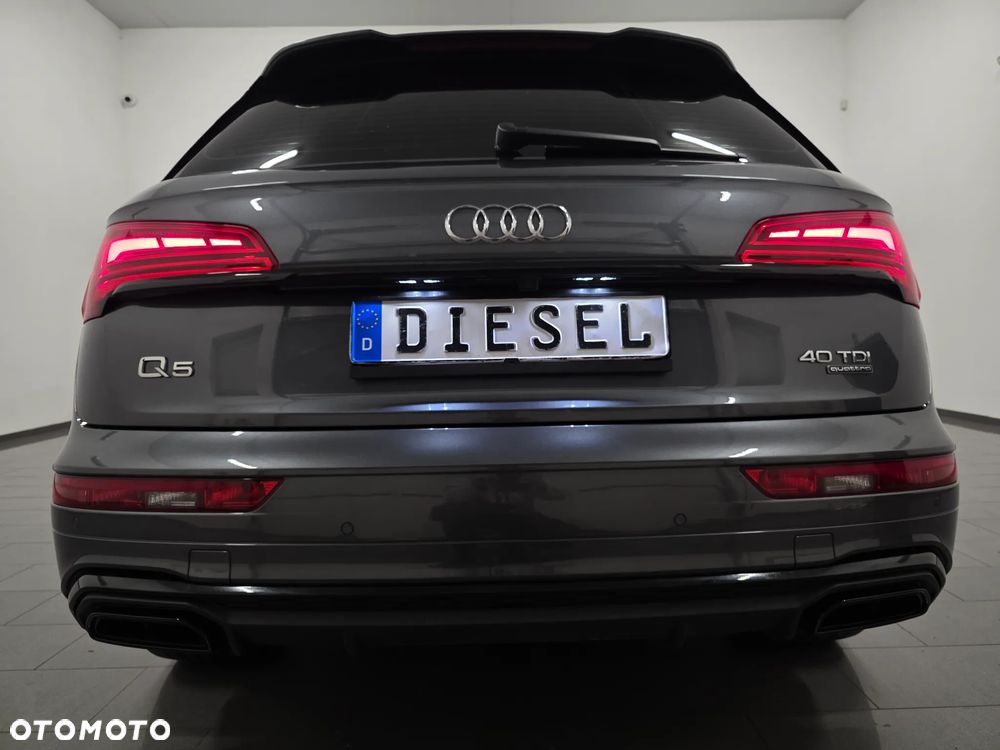 Audi Q5 40 TDI quattro S tronic S line - 38